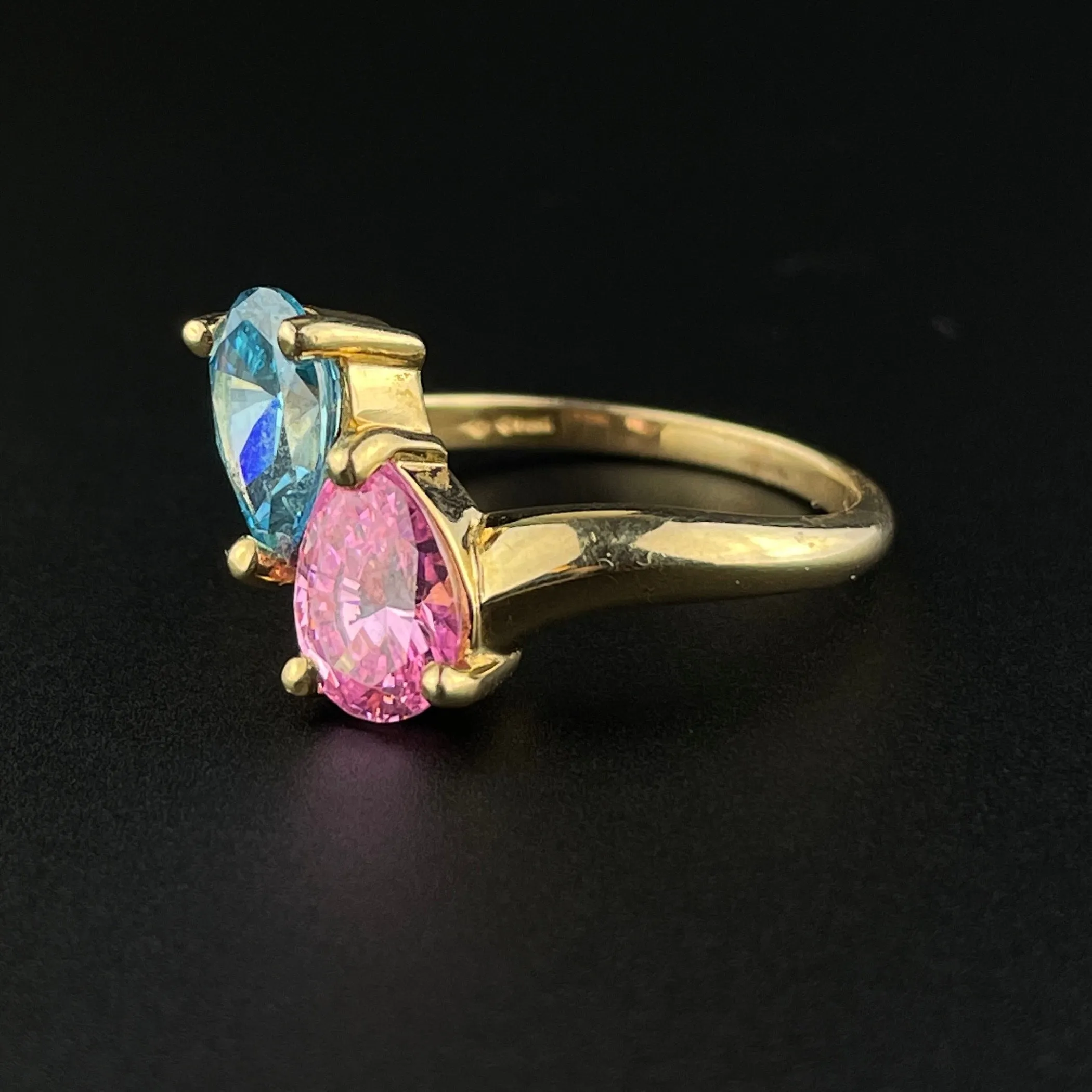 14K Gold Simulated Pink Sapphire Blue Topaz Bypass Ring, Sz 7 3/4