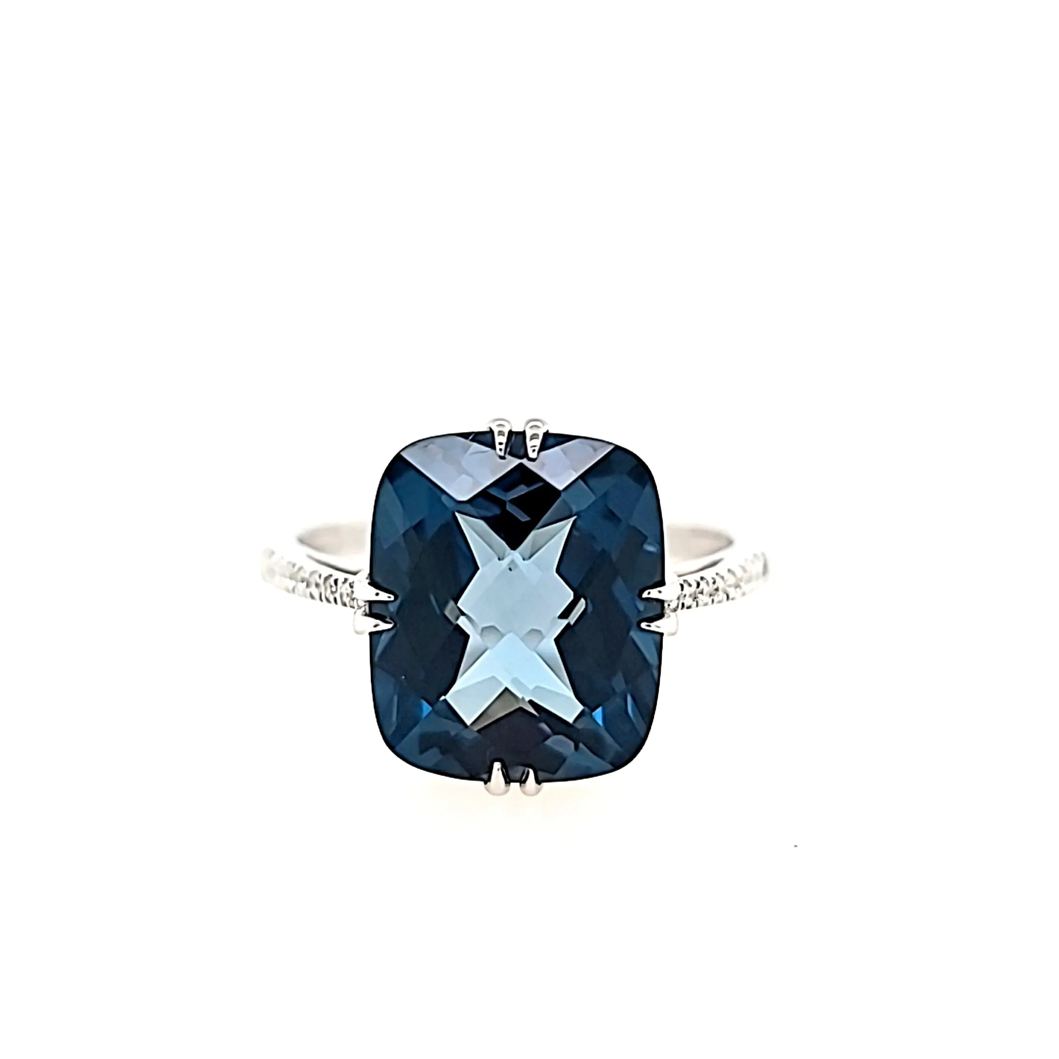 14k White Gold London Blue Topaz Ring (I8023)