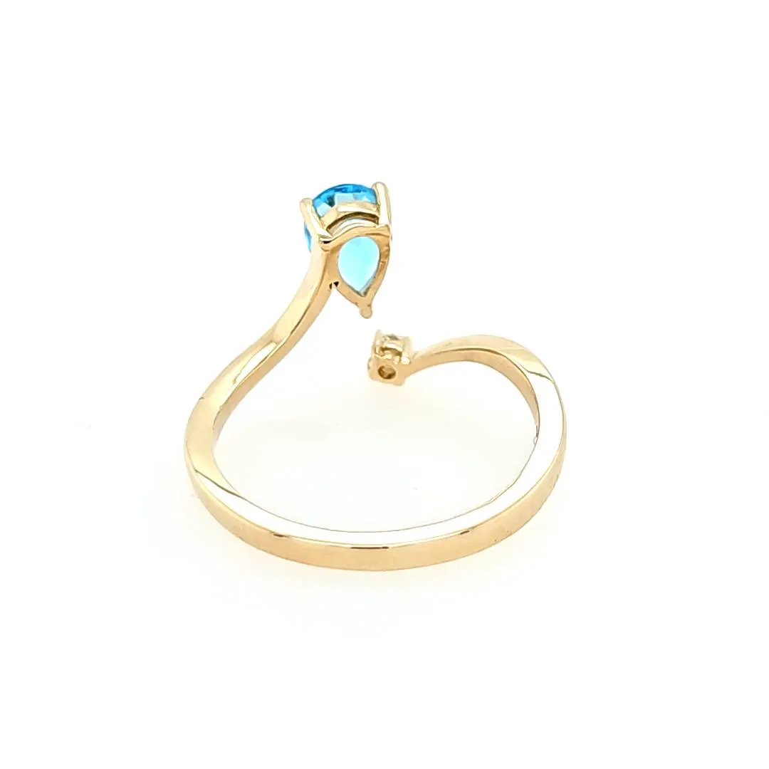 14k Yellow Gold Swiss Blue Topaz & Diamond Wraparound Ring (I8170)