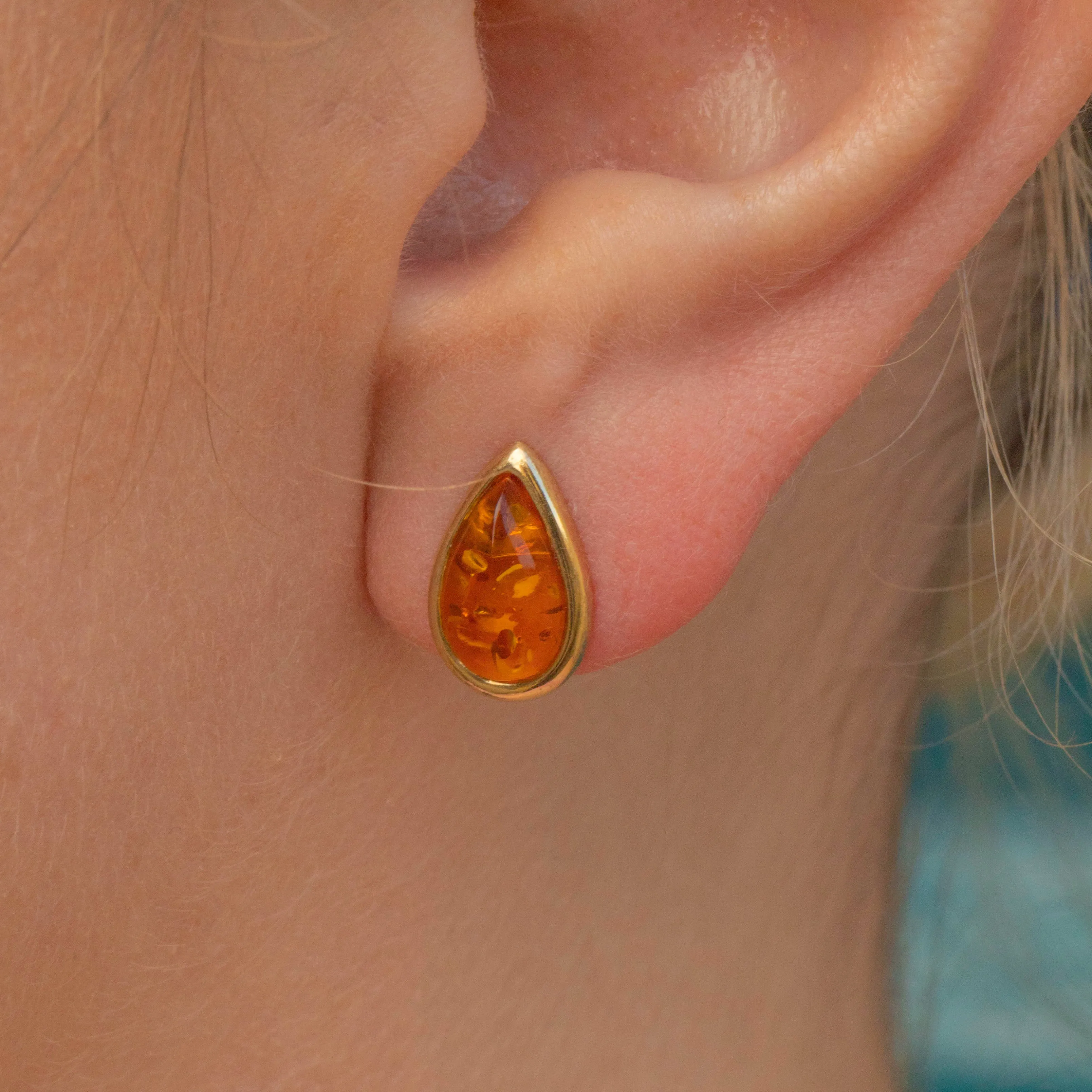 9ct Gold Amber Pear Stud Earrings