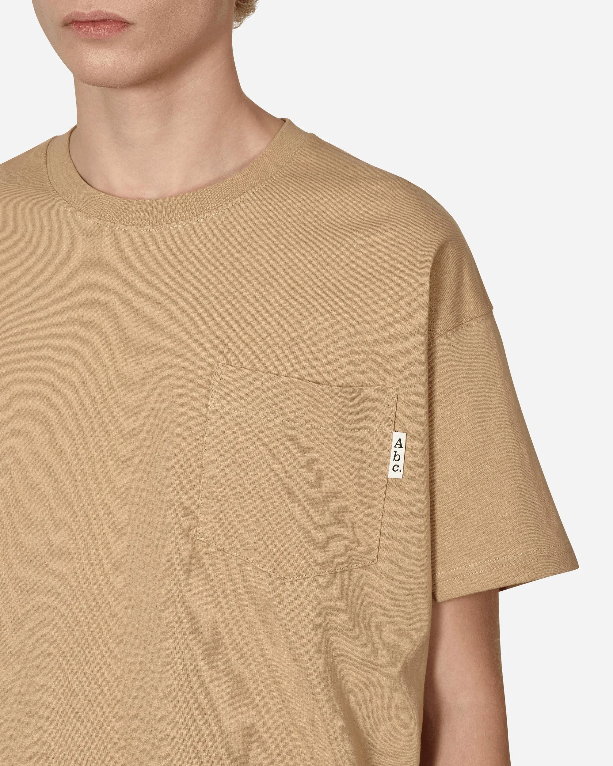 Abc. 123. Pocket T-Shirt Beige