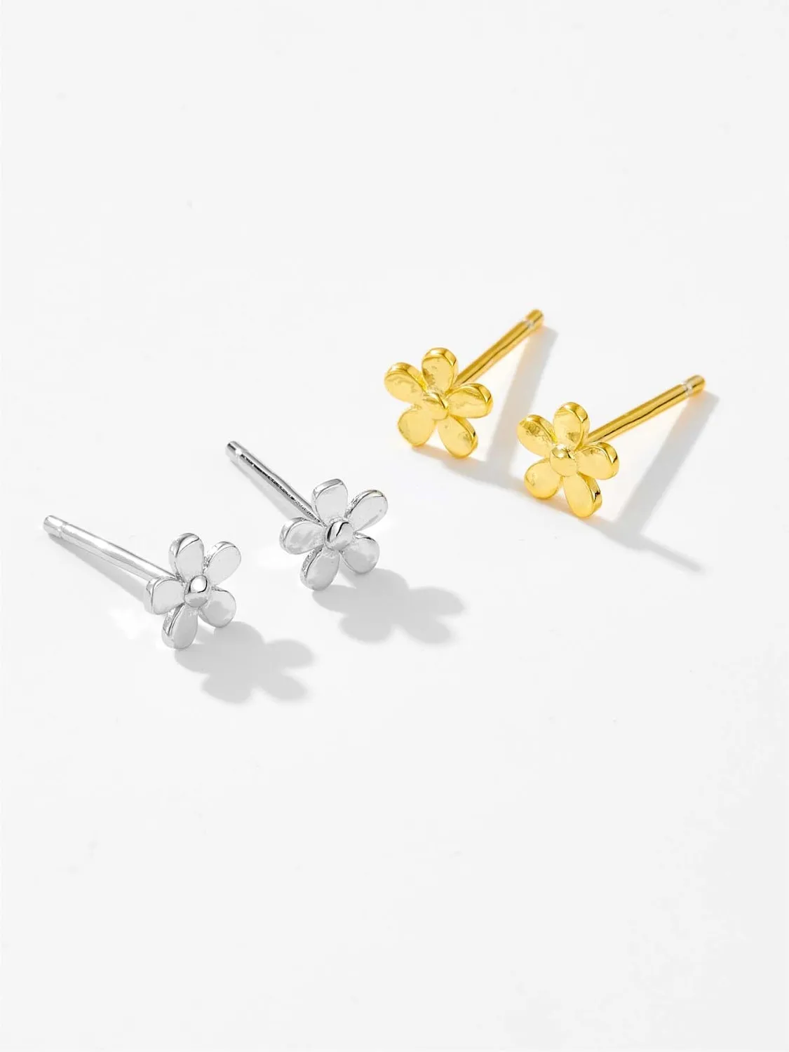 Bloomin' Around Stud Earrings