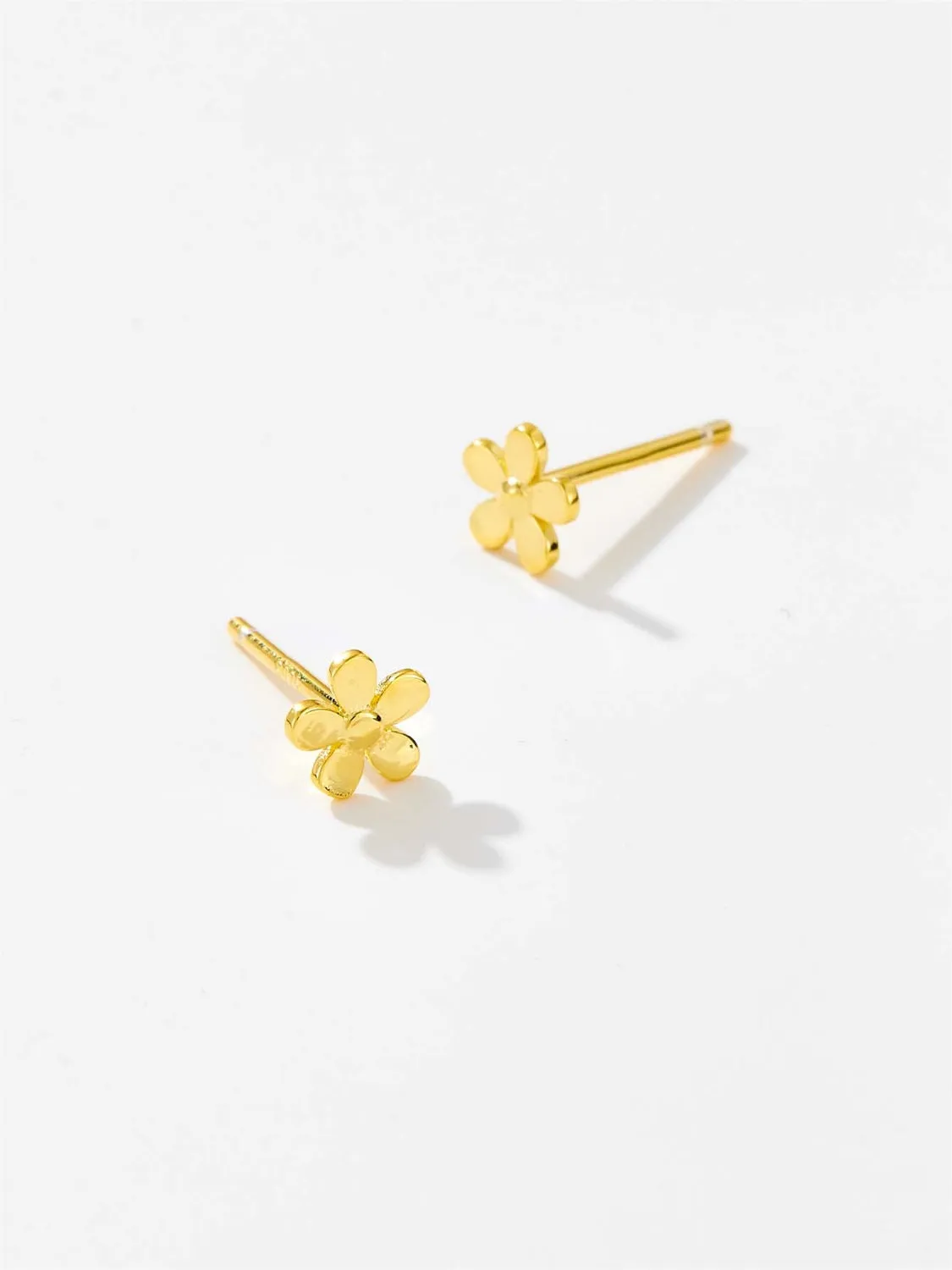 Bloomin' Around Stud Earrings