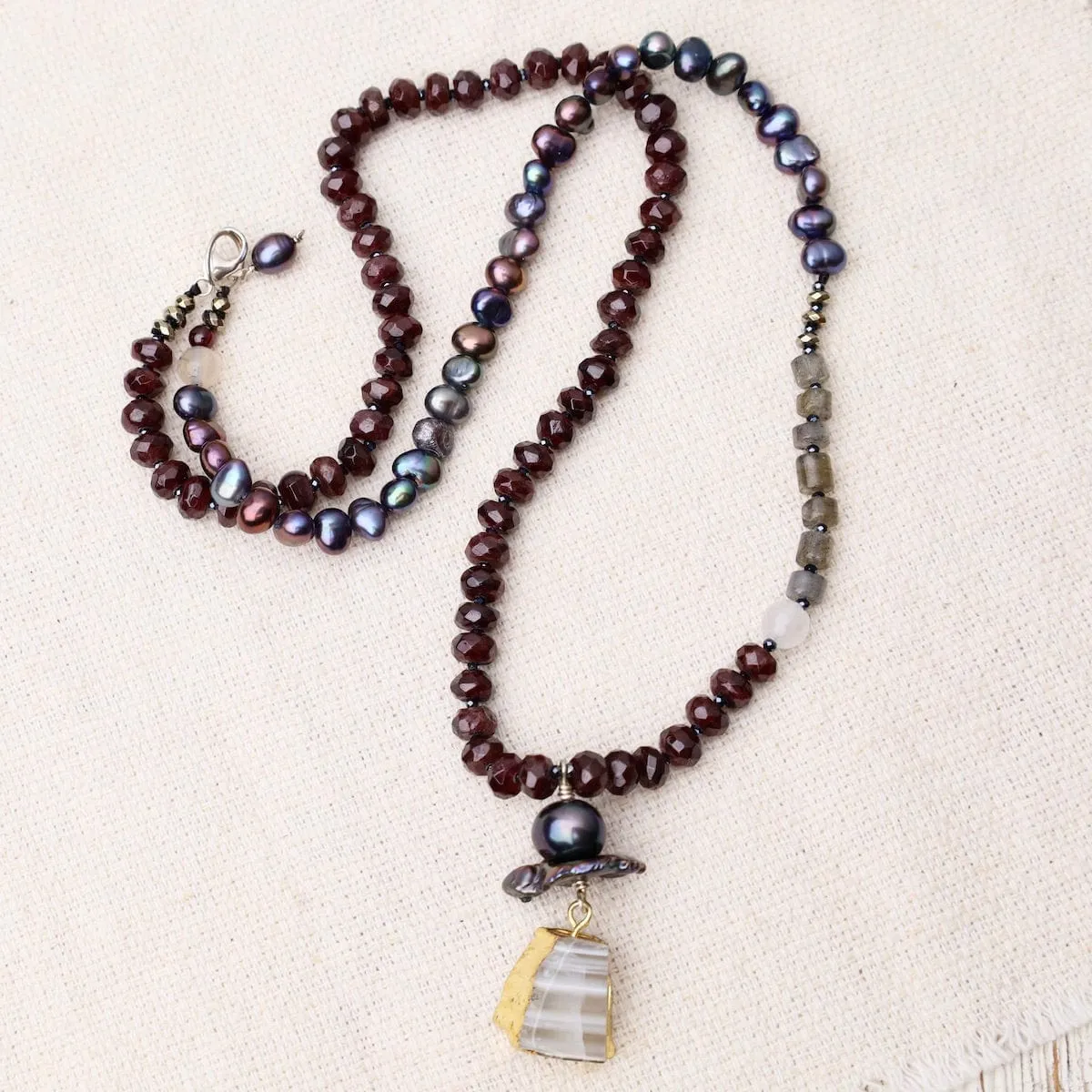 Garnet and Pearl Mix Necklace