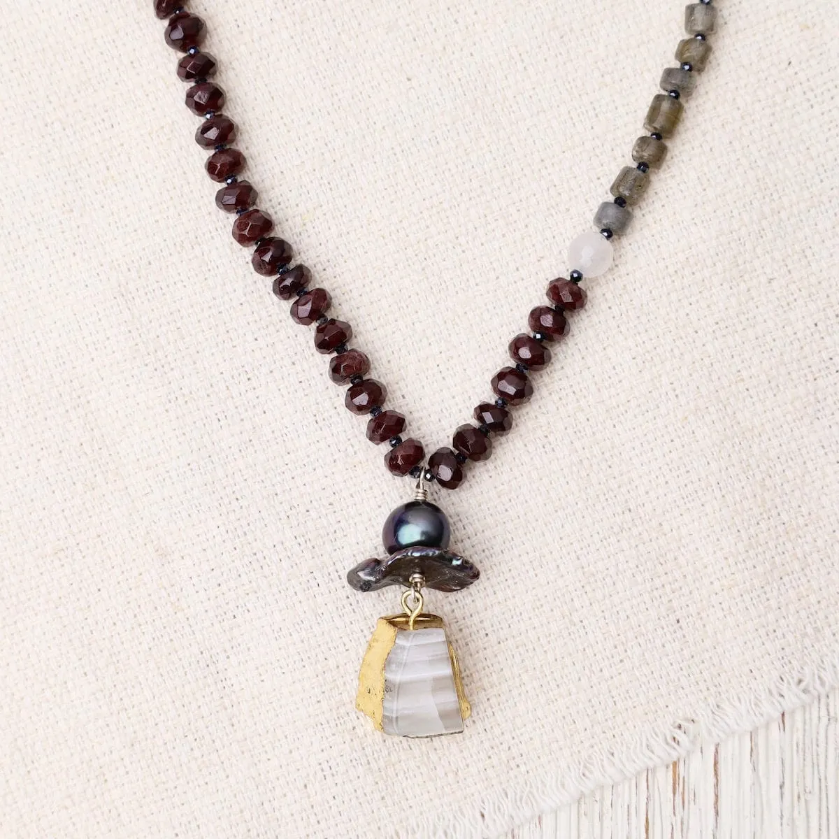 Garnet and Pearl Mix Necklace