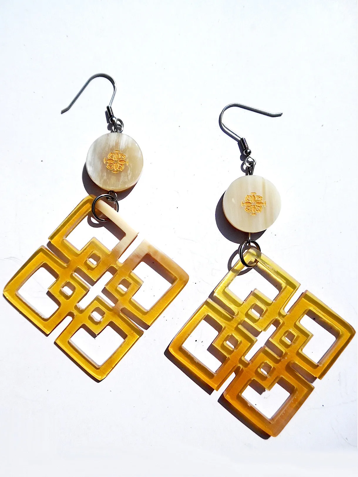 Horn Earrings Mod Diamond