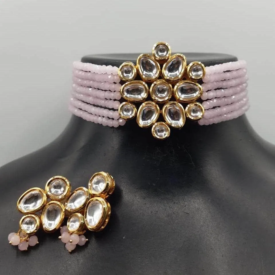 Simple Kundan Patch Choker Set