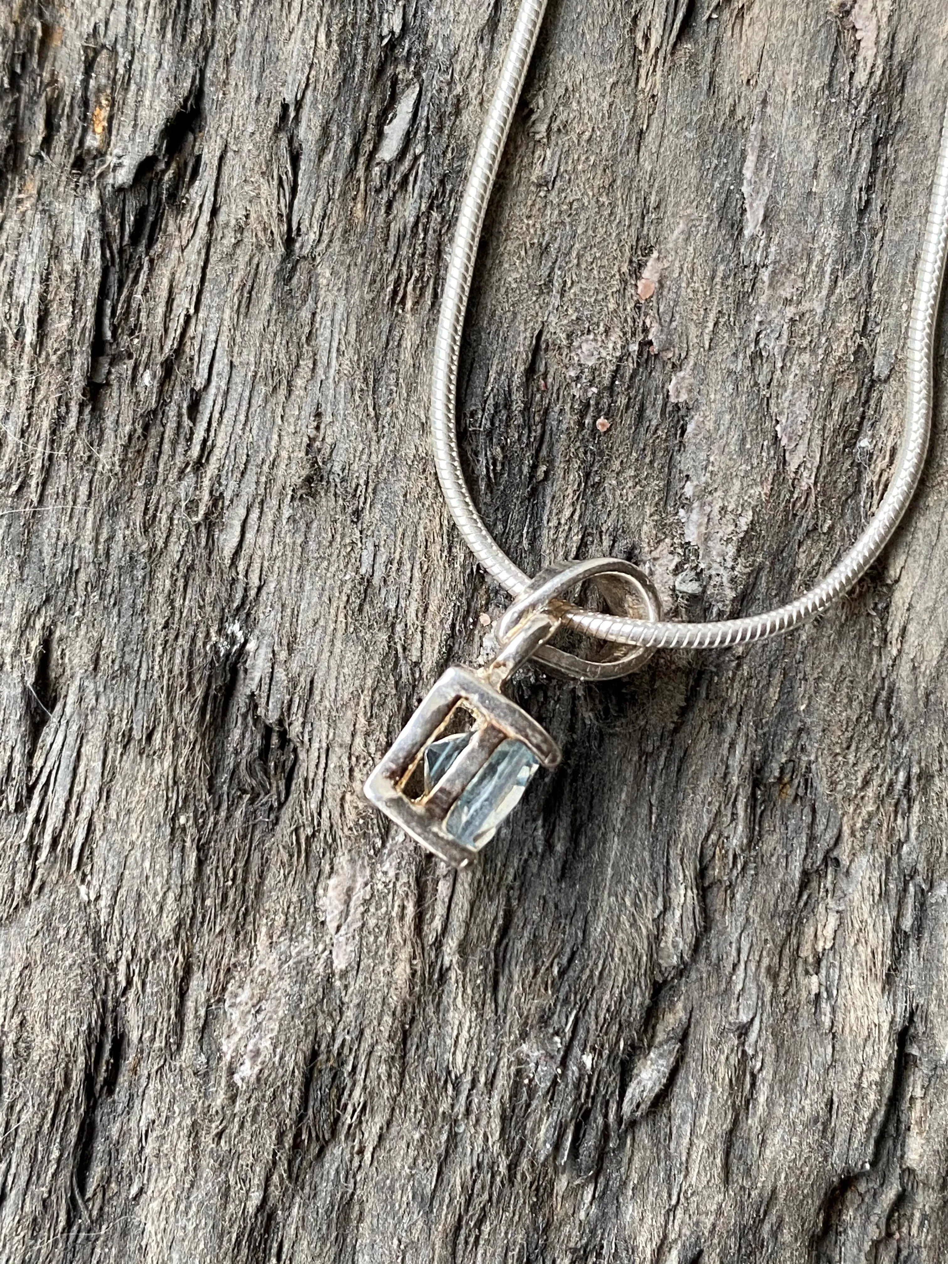 Solid Silver Blue Topaz Pendant & Chain