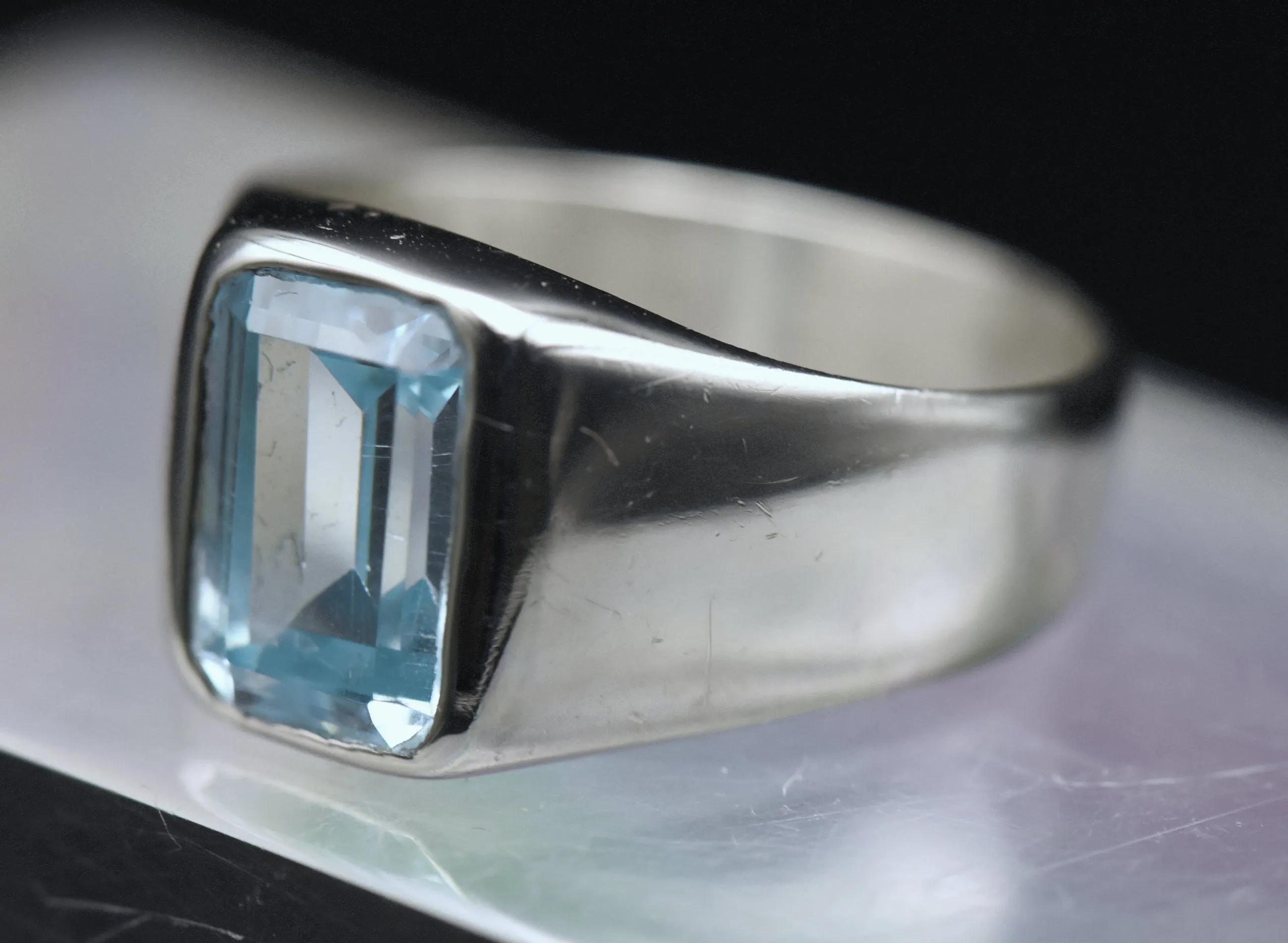 Vintage Sterling Silver Imitation Blue Topaz Ring - Size 12.25